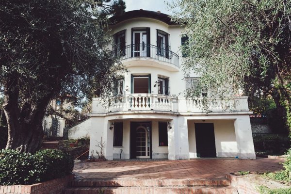 casa indipendente in vendita a Bordighera