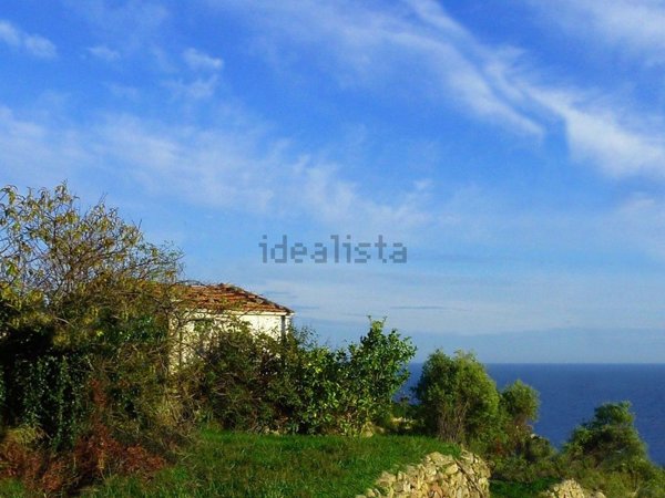 appartamento in vendita a Bordighera in zona Sasso