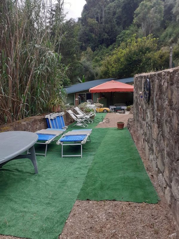 appartamento in vendita a Bordighera in zona Sasso