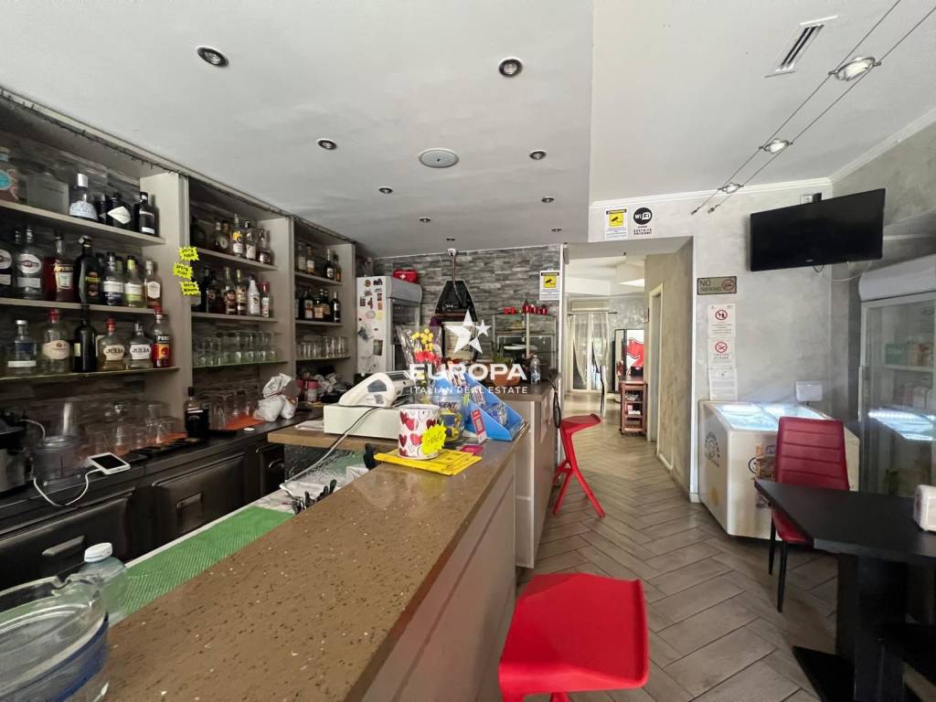 negozio in vendita a Bordighera