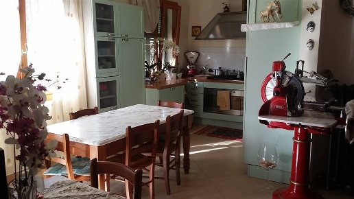 casa indipendente in vendita a Bordighera