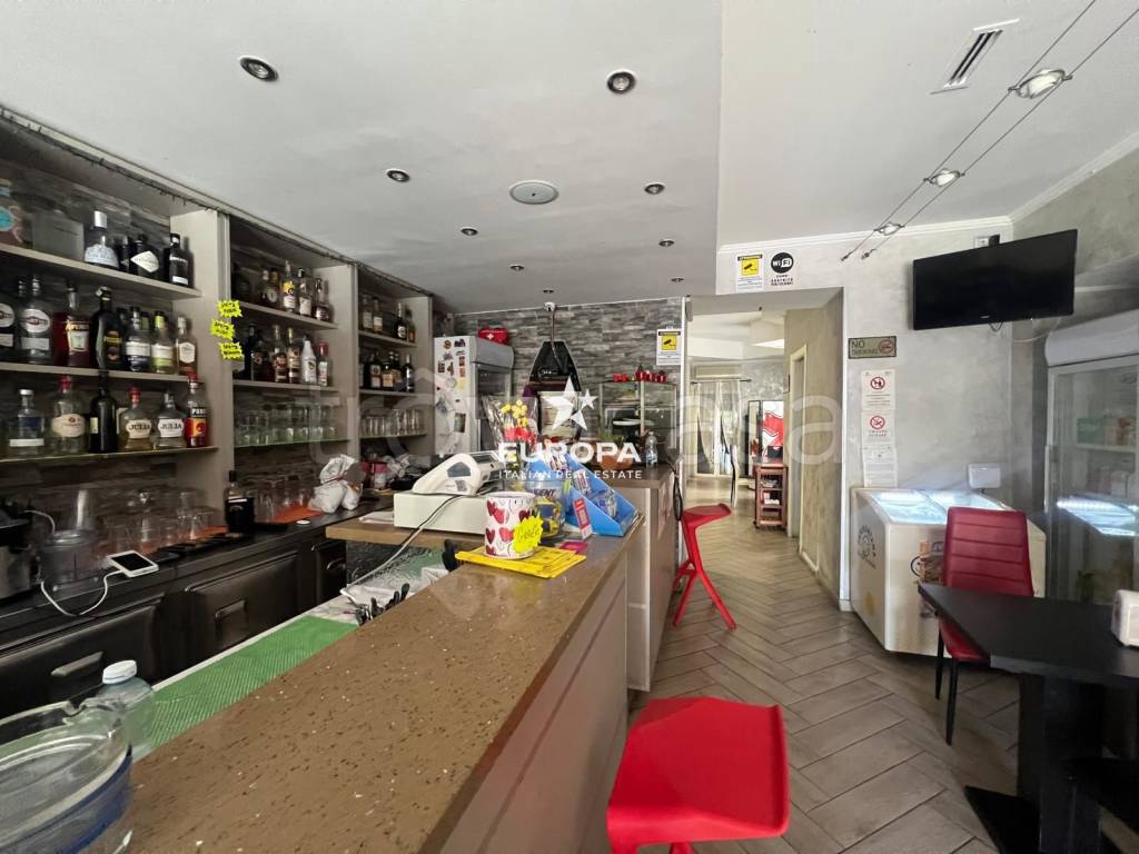 negozio in vendita a Bordighera