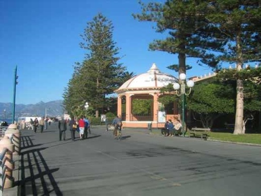 casa indipendente in vendita a Bordighera