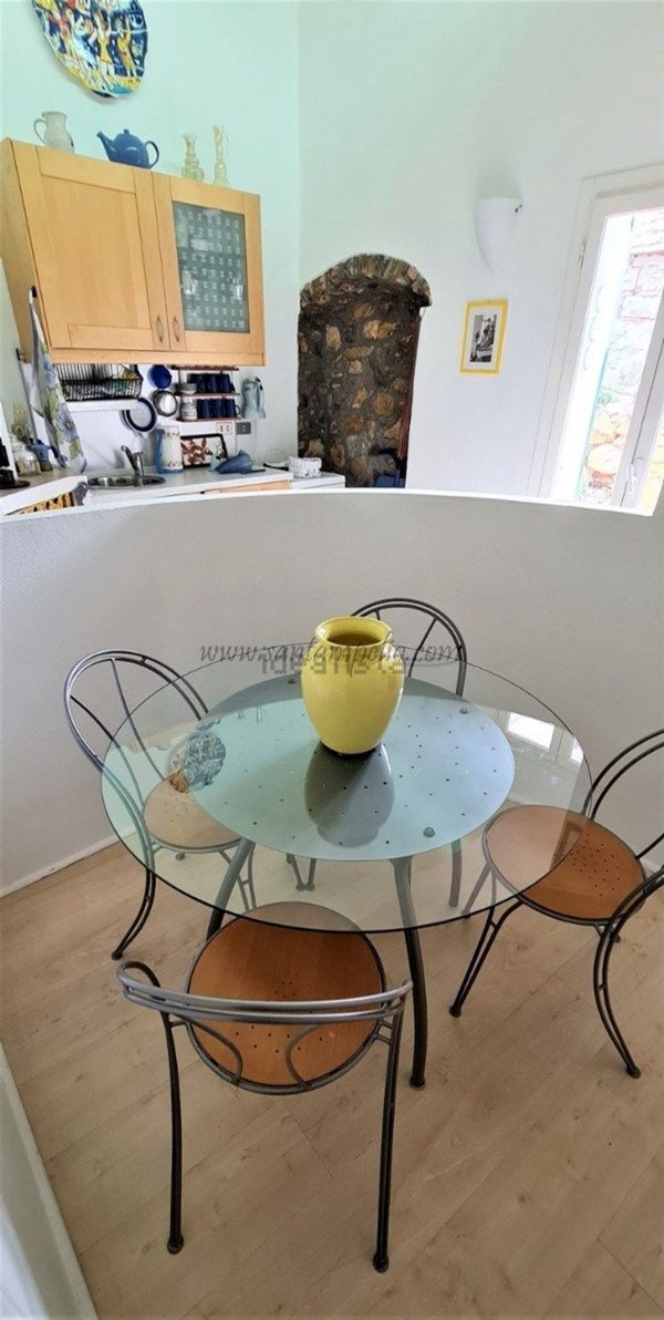 appartamento in vendita a Bordighera in zona Sasso