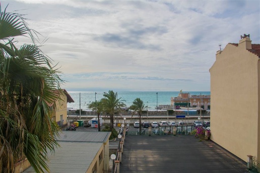 appartamento in vendita a Bordighera