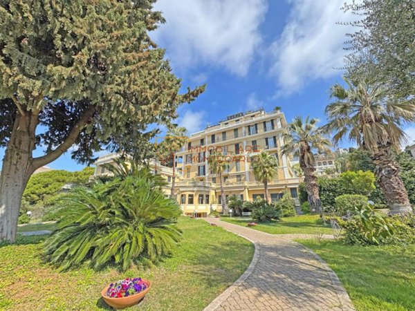 appartamento in vendita a Bordighera
