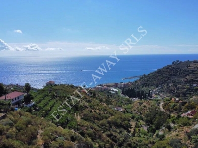 casa indipendente in vendita a Bordighera