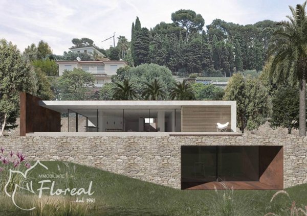 casa indipendente in vendita a Bordighera