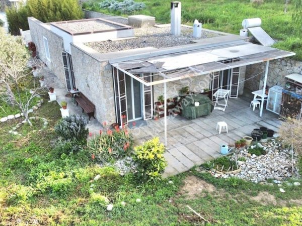 casa indipendente in vendita a Bordighera