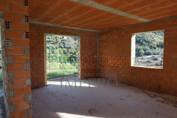 casa indipendente in vendita a Bordighera