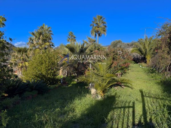 casa indipendente in vendita a Bordighera