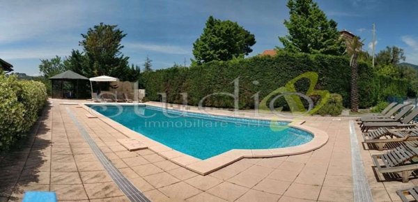 casa indipendente in vendita a Bordighera