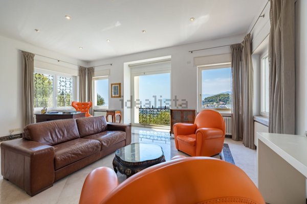 casa indipendente in vendita a Bordighera