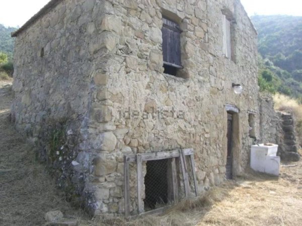 pentavano in vendita a Bordighera