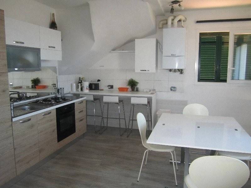 casa indipendente in vendita a Bordighera