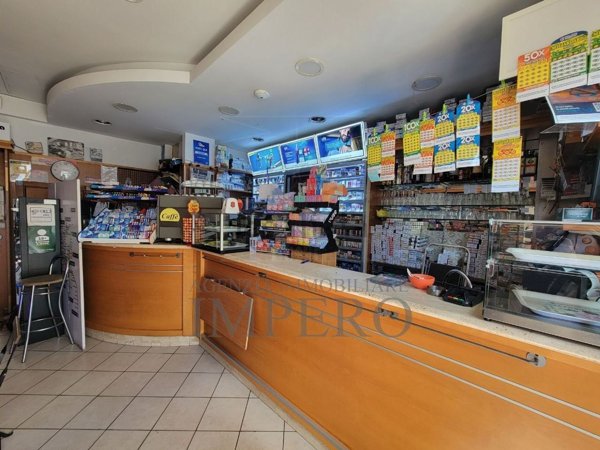 negozio in vendita a Bordighera