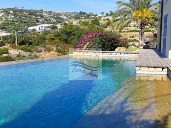 casa indipendente in vendita a Bordighera