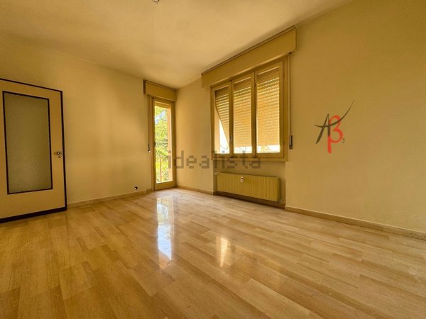 appartamento in vendita a Bordighera in zona Borghetto San Nicolò