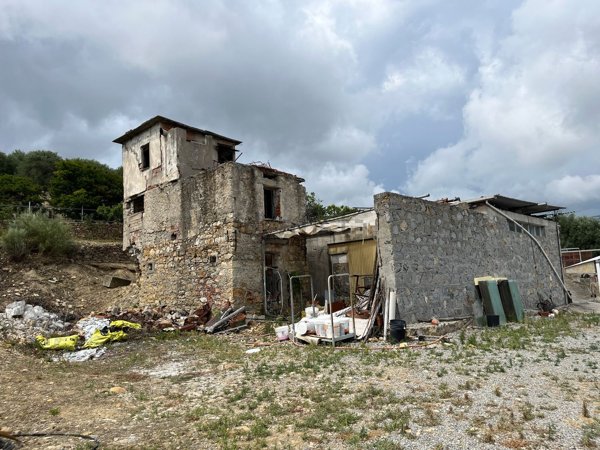 ufficio in vendita a Bordighera in zona Borghetto San Nicolò