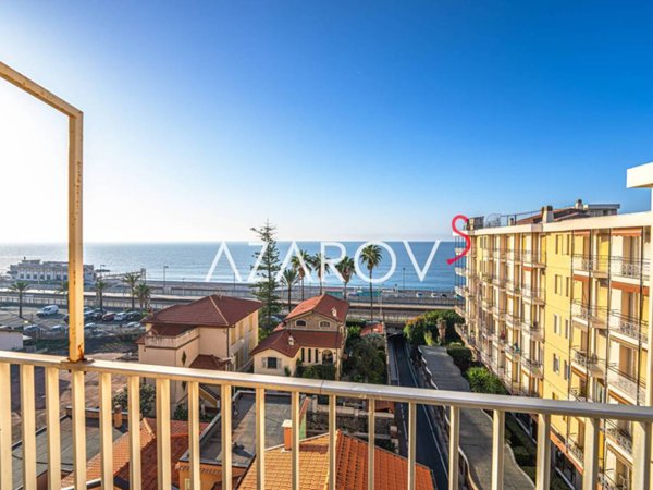 negozio in vendita a Bordighera