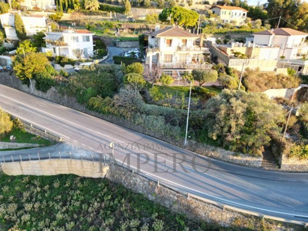 terreno edificabile in vendita a Bordighera