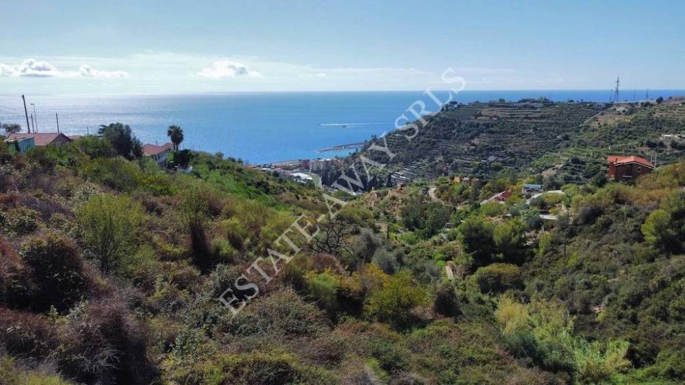 casa indipendente in vendita a Bordighera