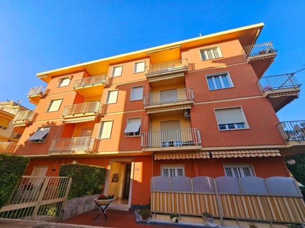 appartamento in vendita a Bordighera