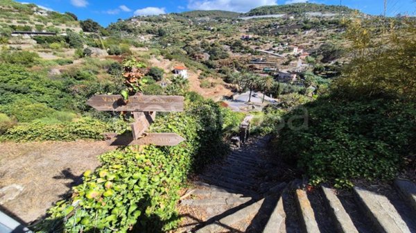terreno edificabile in vendita a Bordighera