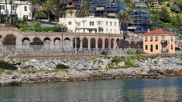 appartamento in vendita a Bordighera
