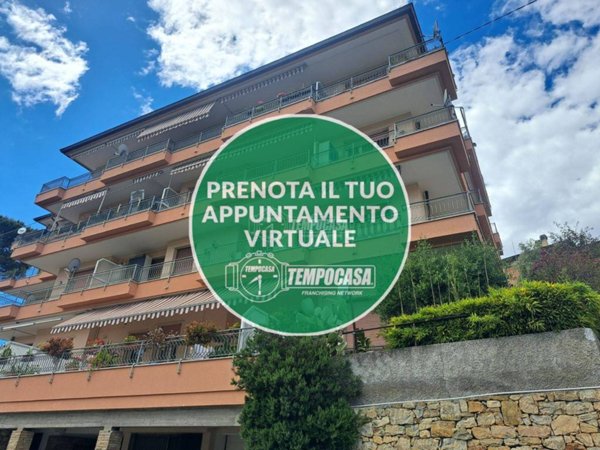 appartamento in vendita a Bordighera in zona Borghetto San Nicolò