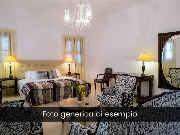 casa indipendente in vendita a Bordighera