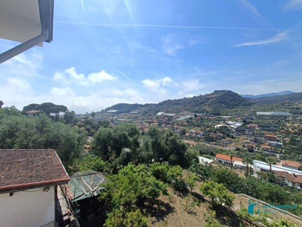 appartamento in vendita a Bordighera