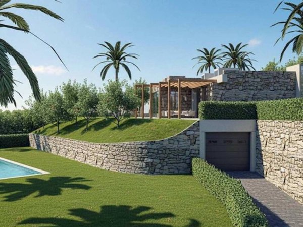casa indipendente in vendita a Bordighera