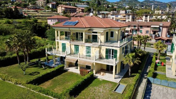 appartamento in vendita a Bordighera