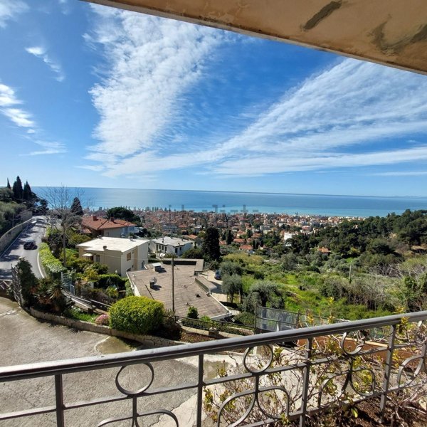 appartamento in vendita a Bordighera