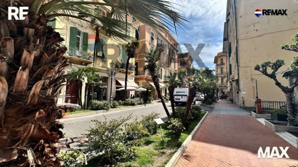 negozio in vendita a Bordighera