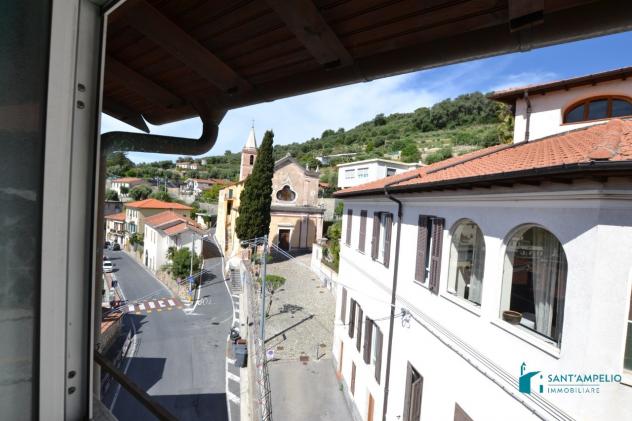 casa indipendente in vendita a Bordighera in zona Borghetto San Nicolò