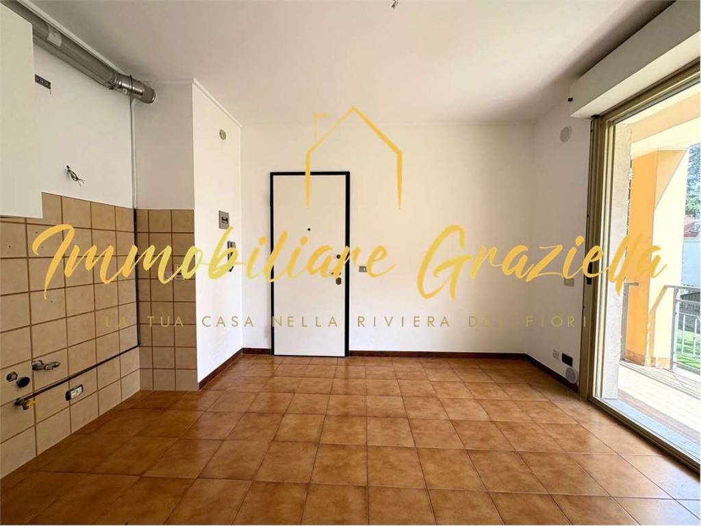 appartamento in vendita a Bordighera in zona Borghetto San Nicolò