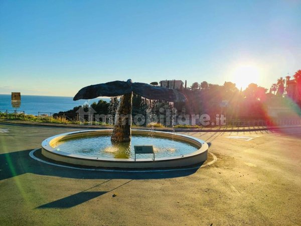 appartamento in vendita a Bordighera in zona Borghetto San Nicolò