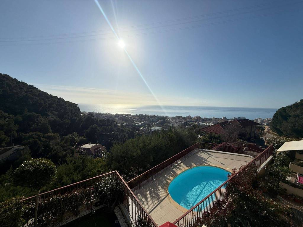appartamento in vendita a Bordighera