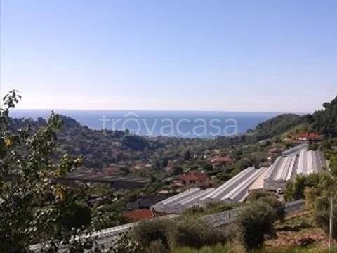 casa indipendente in vendita a Bordighera