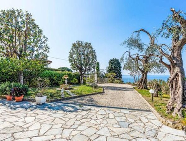 appartamento in vendita a Bordighera