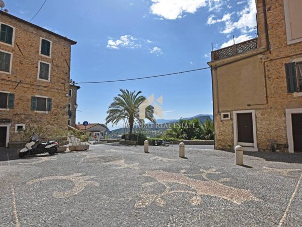 appartamento in vendita a Bordighera in zona Sasso