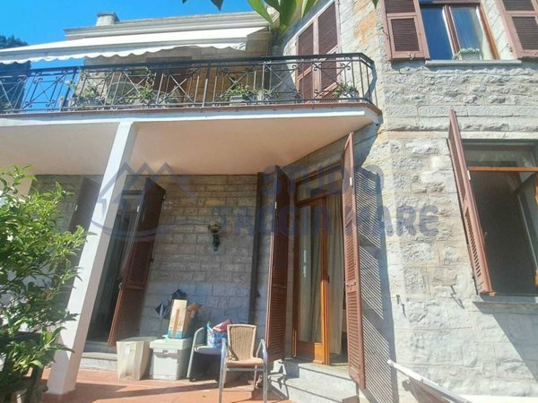 casa indipendente in vendita a Bordighera