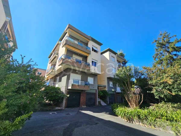 locale di sgombero in vendita a Bordighera
