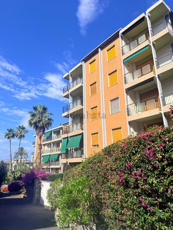 appartamento in vendita a Bordighera