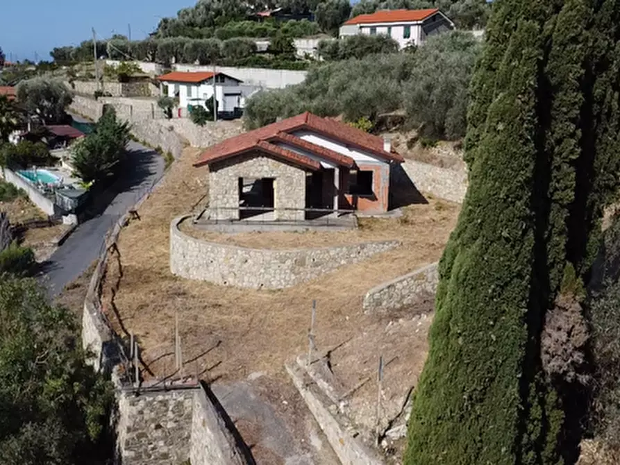 casa indipendente in vendita a Bordighera