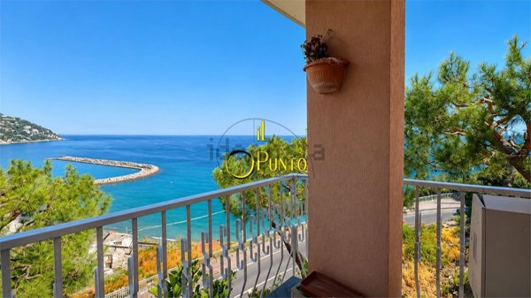 appartamento in vendita a Bordighera