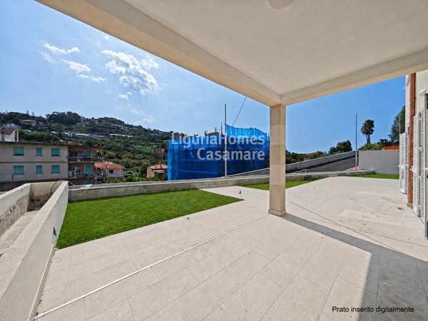appartamento in vendita a Bordighera in zona Borghetto San Nicolò