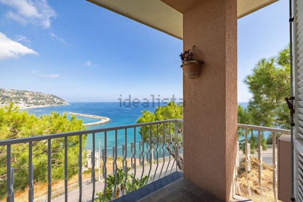 appartamento in vendita a Bordighera